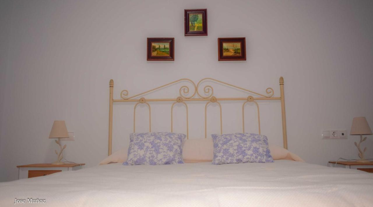Santa Angela De La Cruz Appartement Peñaflor Buitenkant foto